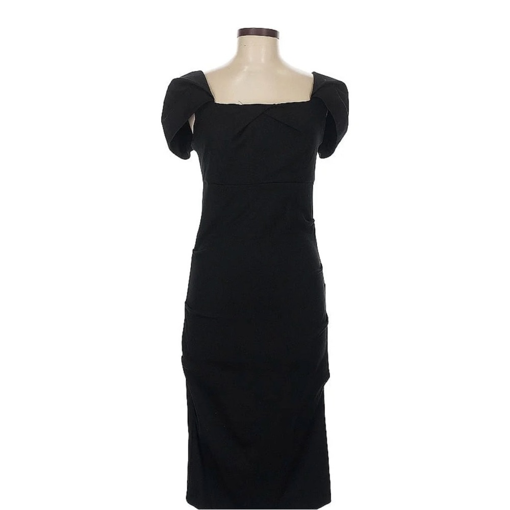 Nicole Miller Studio Elegant Gray Dress with Unique Neckline